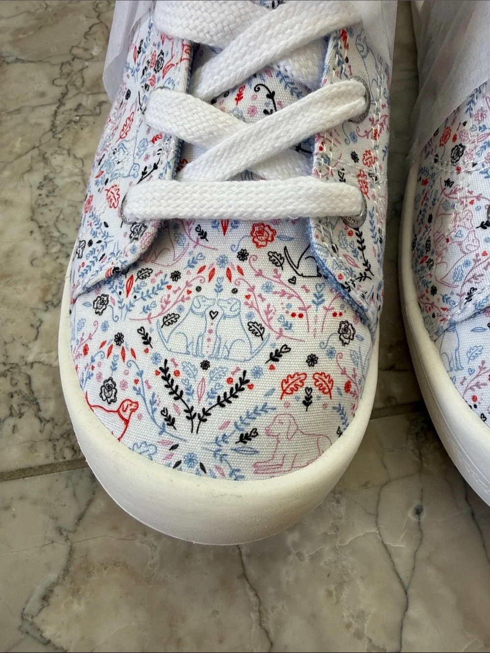 BOBS (Skechers) Beach Bingo Garden Pawty Slip-On Sneakers NIB White Multi Size 9